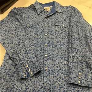 Ely Cattleman Men’s Long sleeve Paisley Western snap shirt